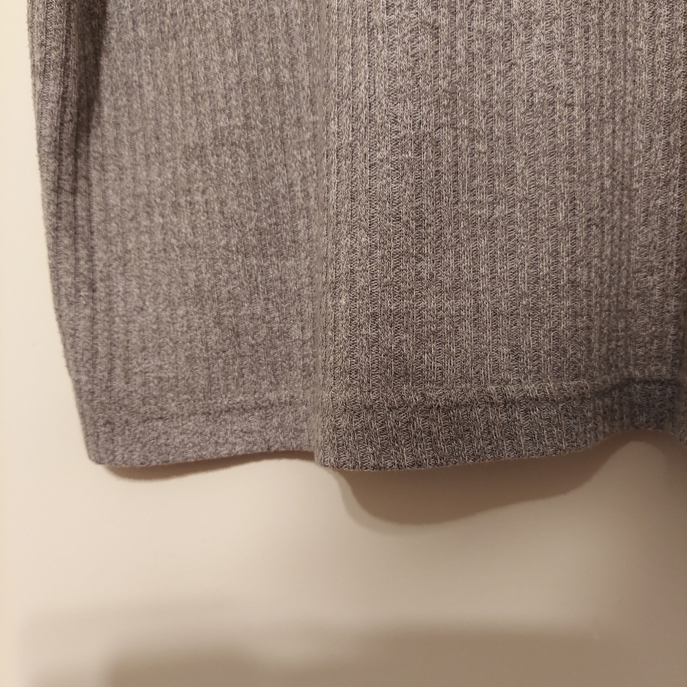 J. Ferrar Ribbed Knit Gray Short Sleeved Tee-Shirt men's size Medium - Picture 3 of 8